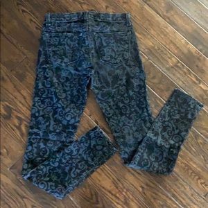 Darling J Brand Jeans w/ Black Design Size 25.